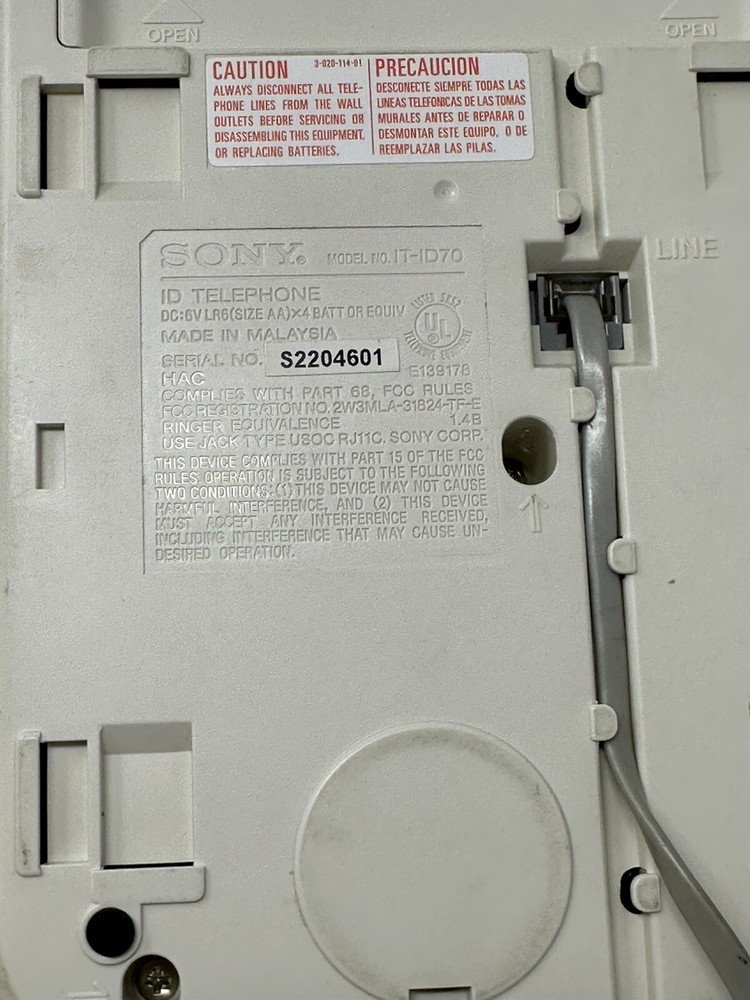 Sony IT-ID70 Caller ID Multi-Function Phone LCD Display AC Cord-Free Operation