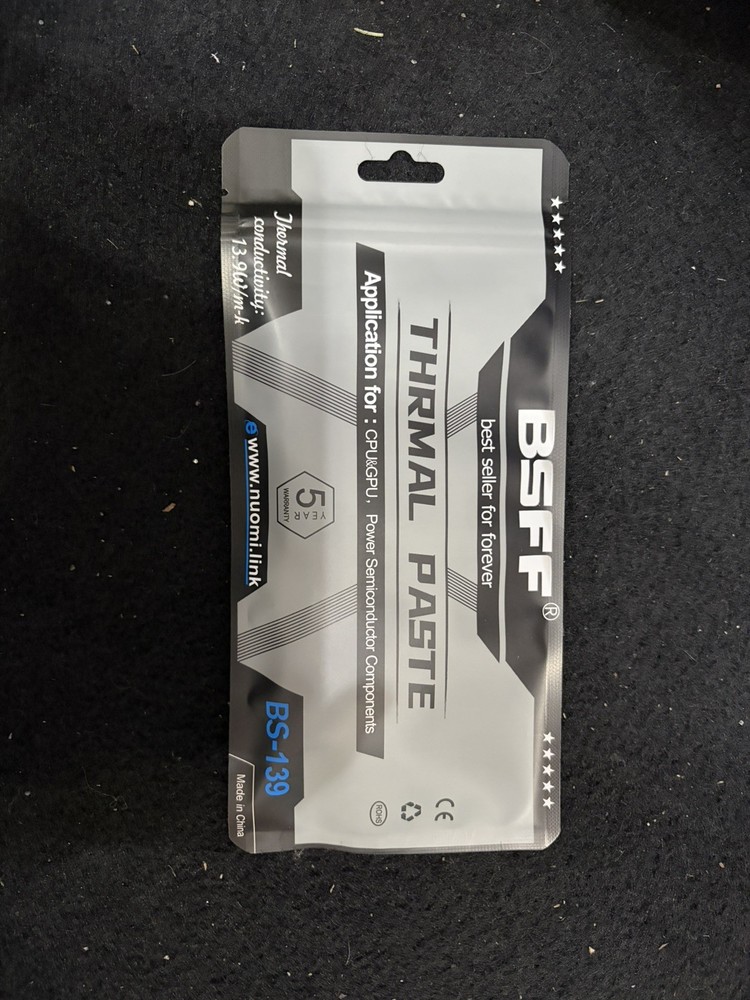 Easy Application 5.5g Thermal Compound for All Coolers - Carbon-Based Formula