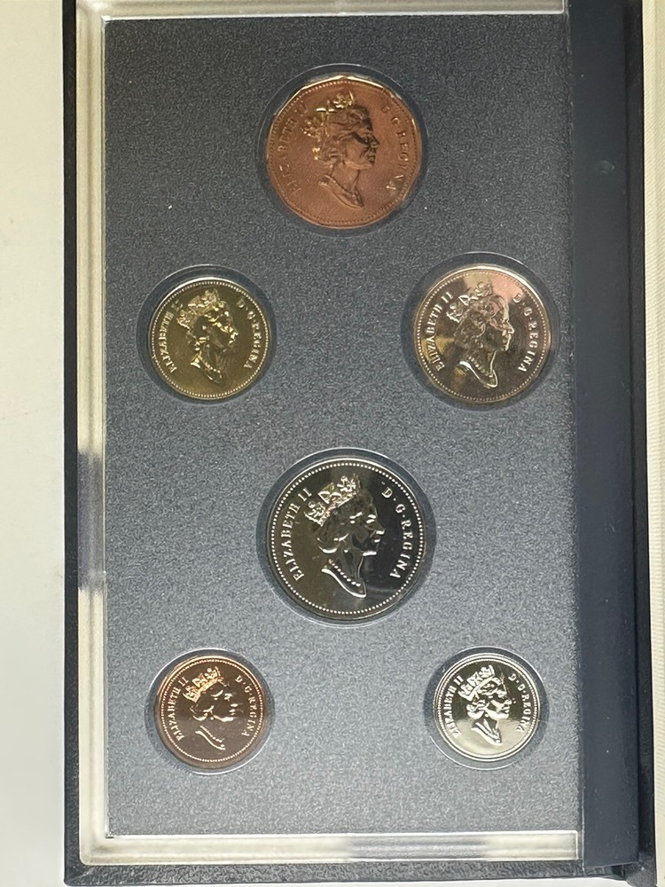 ~ 1993 Canada Specimen 6 Coin Mint Set in Display Case with COA