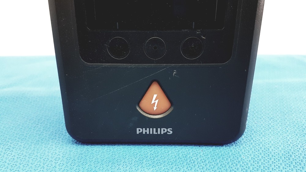 Philips HeartStart FR3 Defibrillator – Advanced Portable AED Device