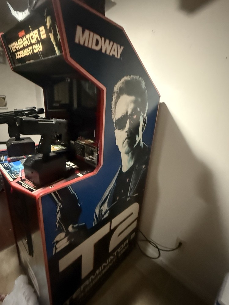 Terminator 2 Judgement Day 1991 Midway Arcade Game