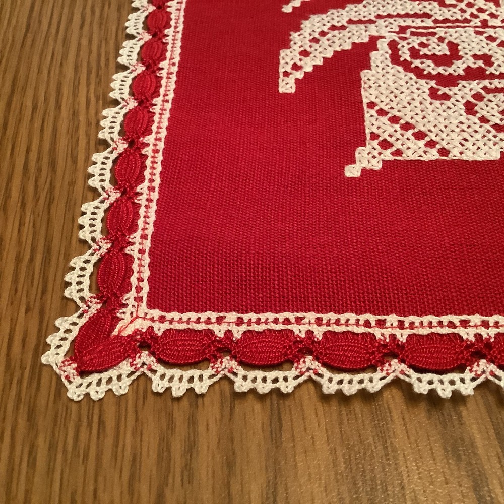 Handmade - Table Toppers