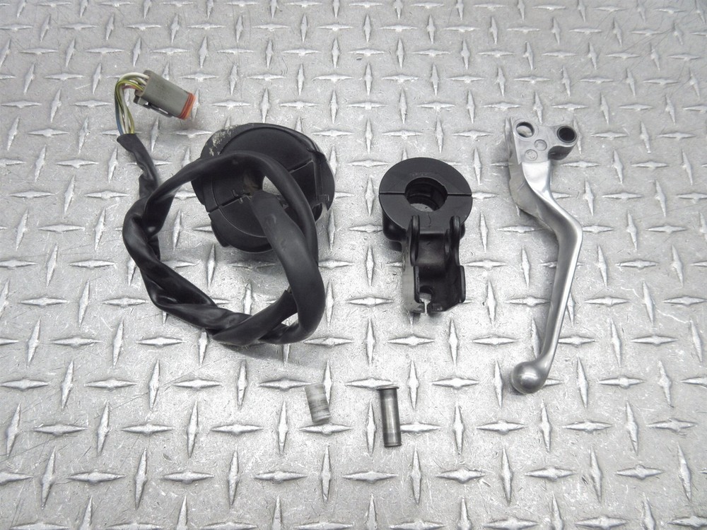 2004 Harley Davidson Fat Boy FLSTFI Left Switch Handlebar Control Clutch Perch