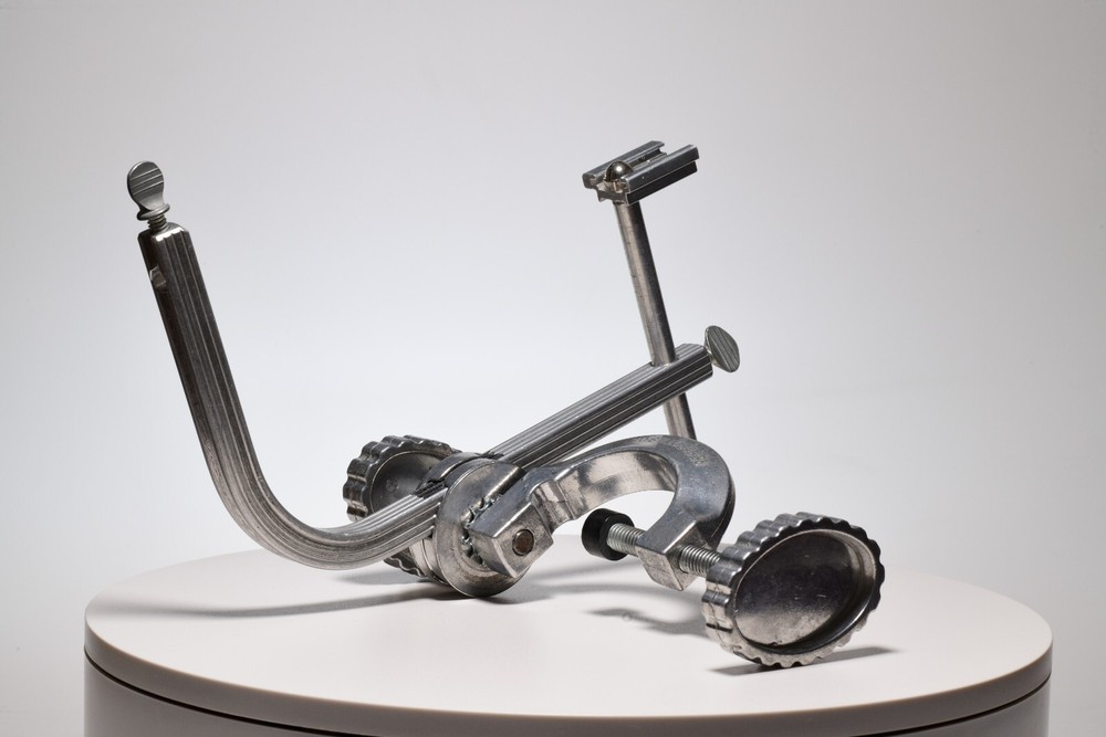 Larson Reflectasol Light Stand Clamp to Square Flash bracket set