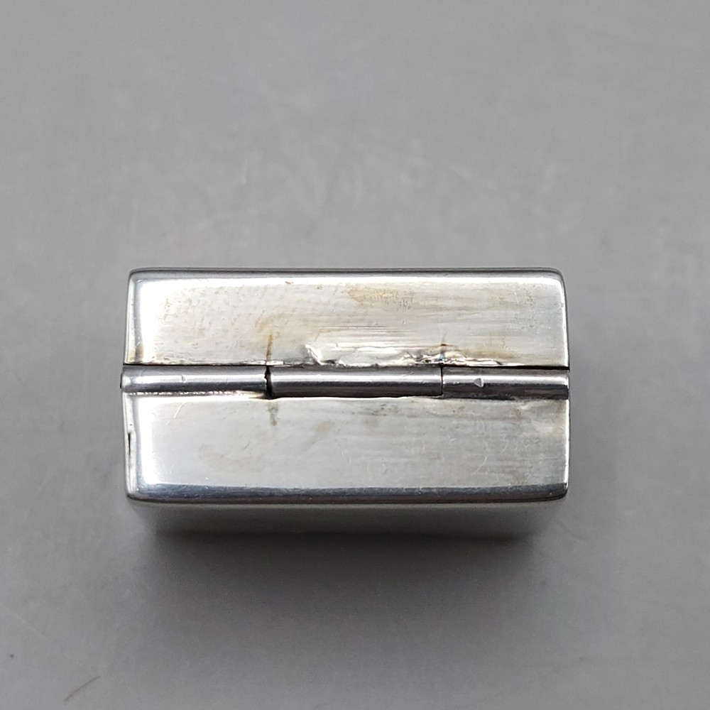 Antique Small Continental 800 Silver Pill Box Snuff Box