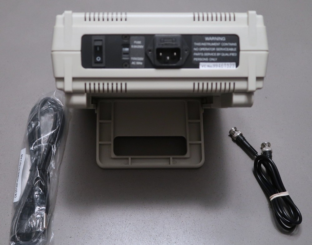 YITENSEN VC2002 Function Signal Generator 8 digit LED display Frequency Voltage