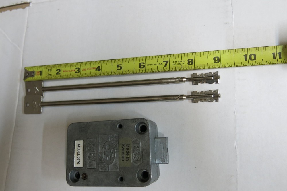 Sargent & Greenleaf Safe Key lock with Keys