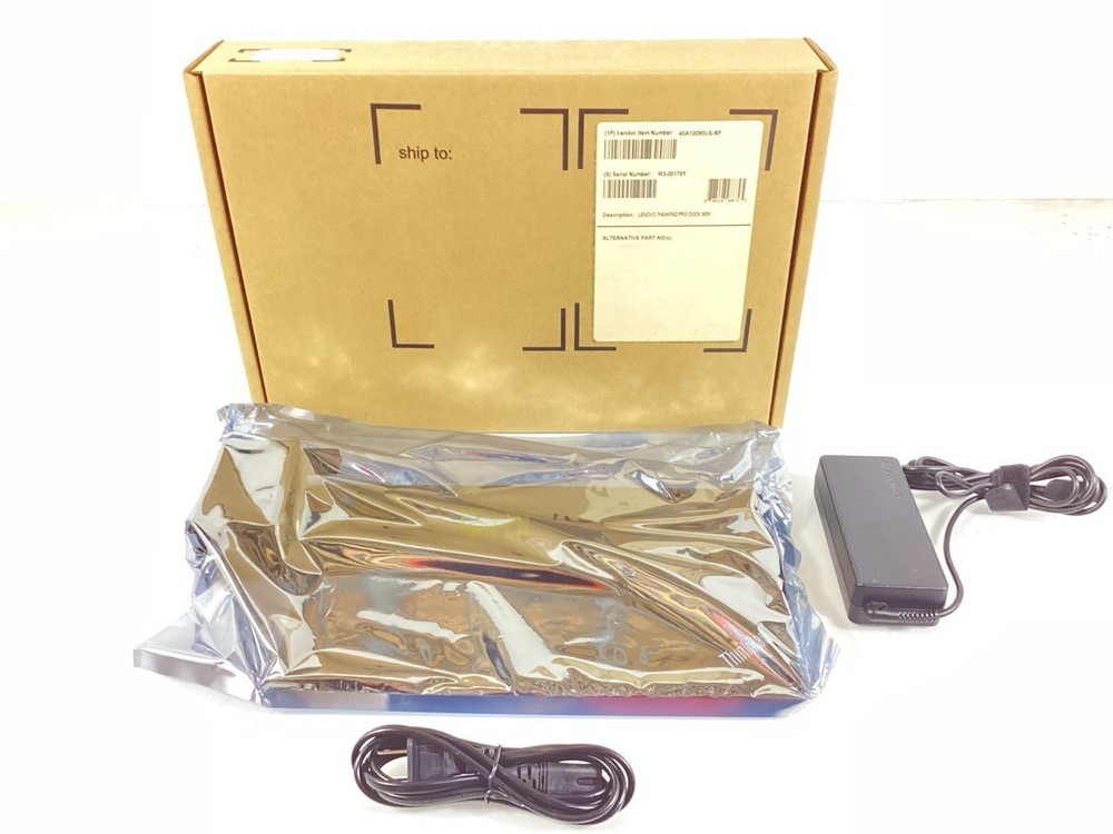 Lenovo 40A10090US ThinkPad Pro Dock 90W Docking Station