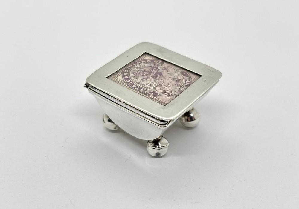 Solid Sterling silver stamp box / case / holder on raised ball feet