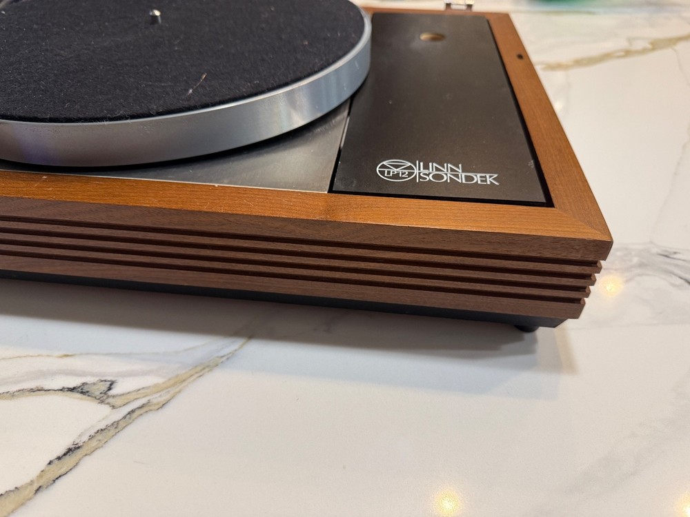 LINN LP-12 Turntable
