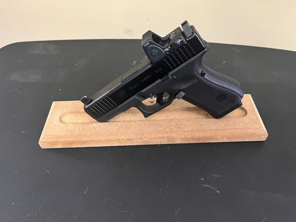 Custom Pistol Display Stand