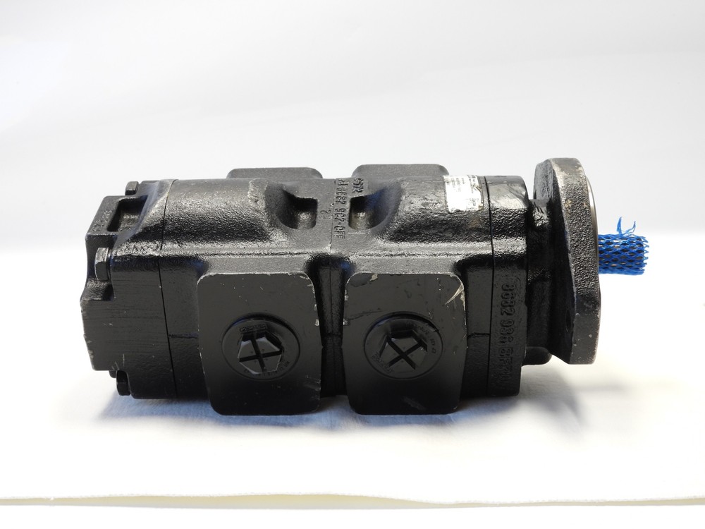 Parker 7029122038 Gear Pump