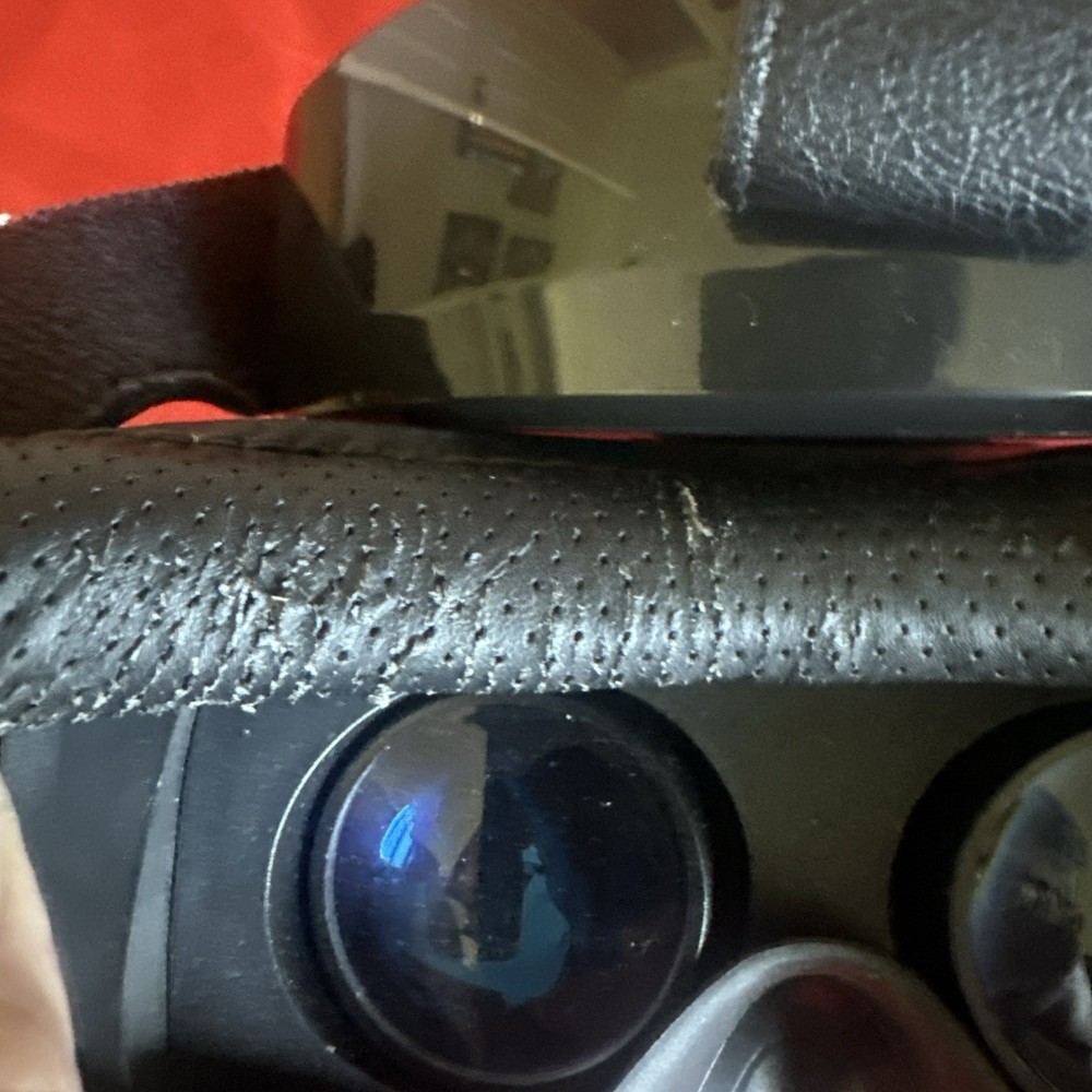 DESTEK V5 VR Headset with Bluetooth Controller