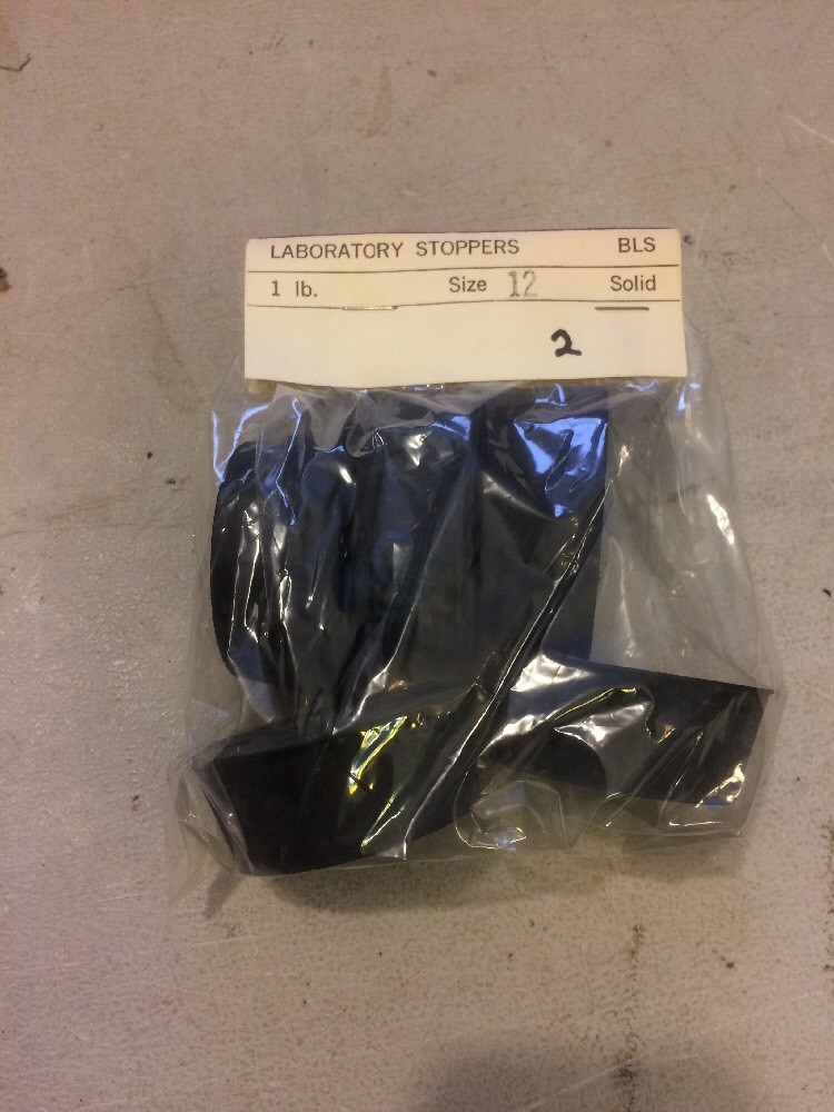 LABORATORY STOPPERS NEW OLD STOCK SIZE 12 SOLID 5 PER BAG STEAMPUNK 2