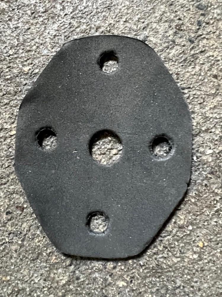 Unbranded Single Spur Bracket Gasket #2