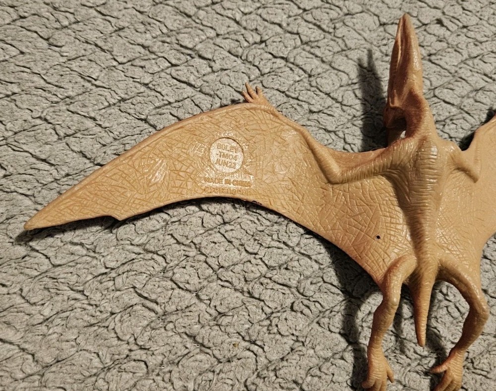Pteranodon Dinosaur 5.25 Inches Long Red