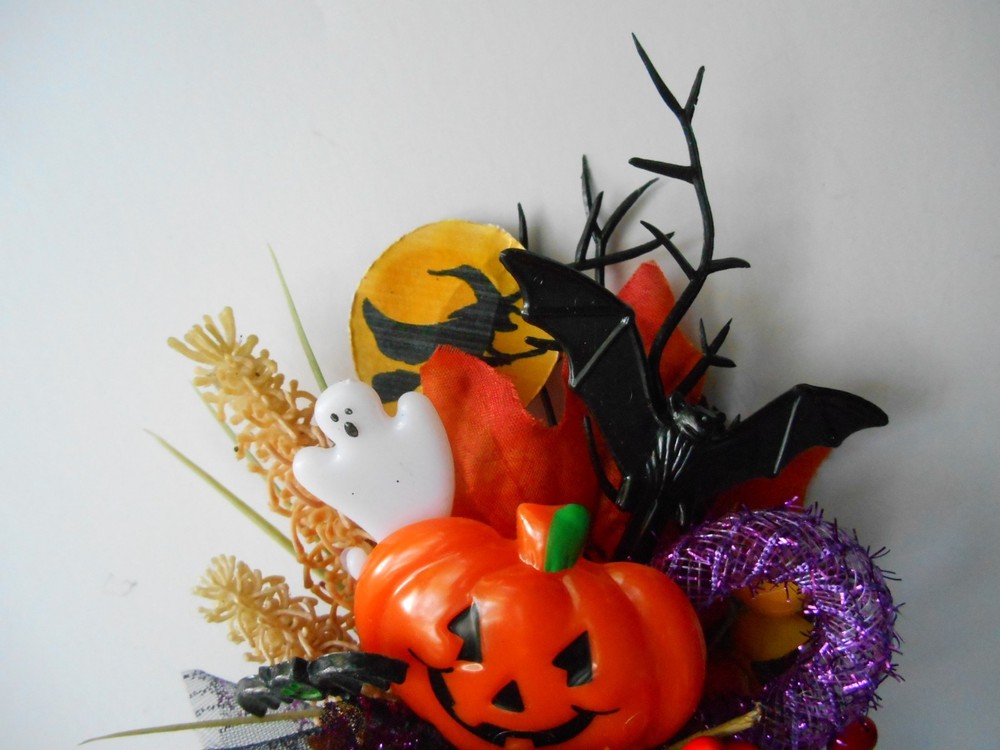 Handmade HALLOWEEN Corsage Jack-o-lantern Ghost Bats Web