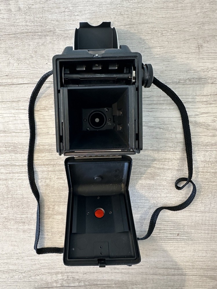 Vintage Argus Seventy-Five Camera With Strap & Flash Attachment Untested
