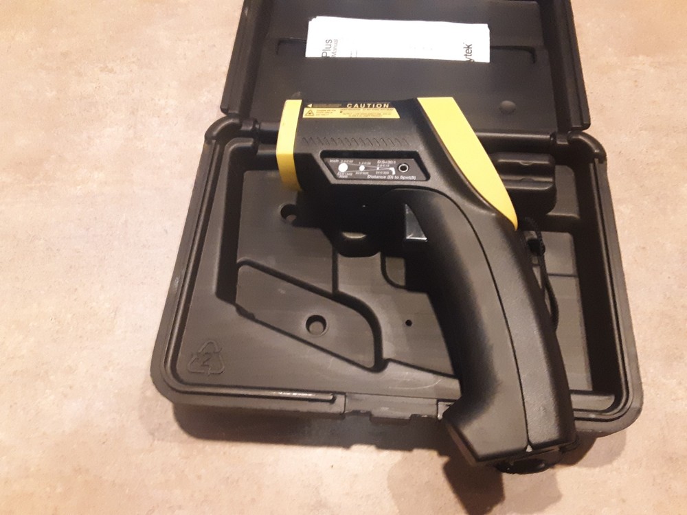 Raytek ST Pro Plus (ST60) Thermometer with Case