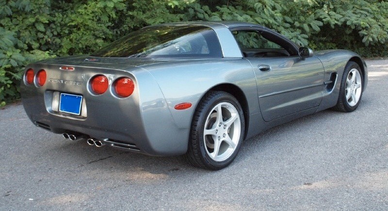 Touch Up Paint for Corvette paint code WA812K, Medium Spiral Gray.