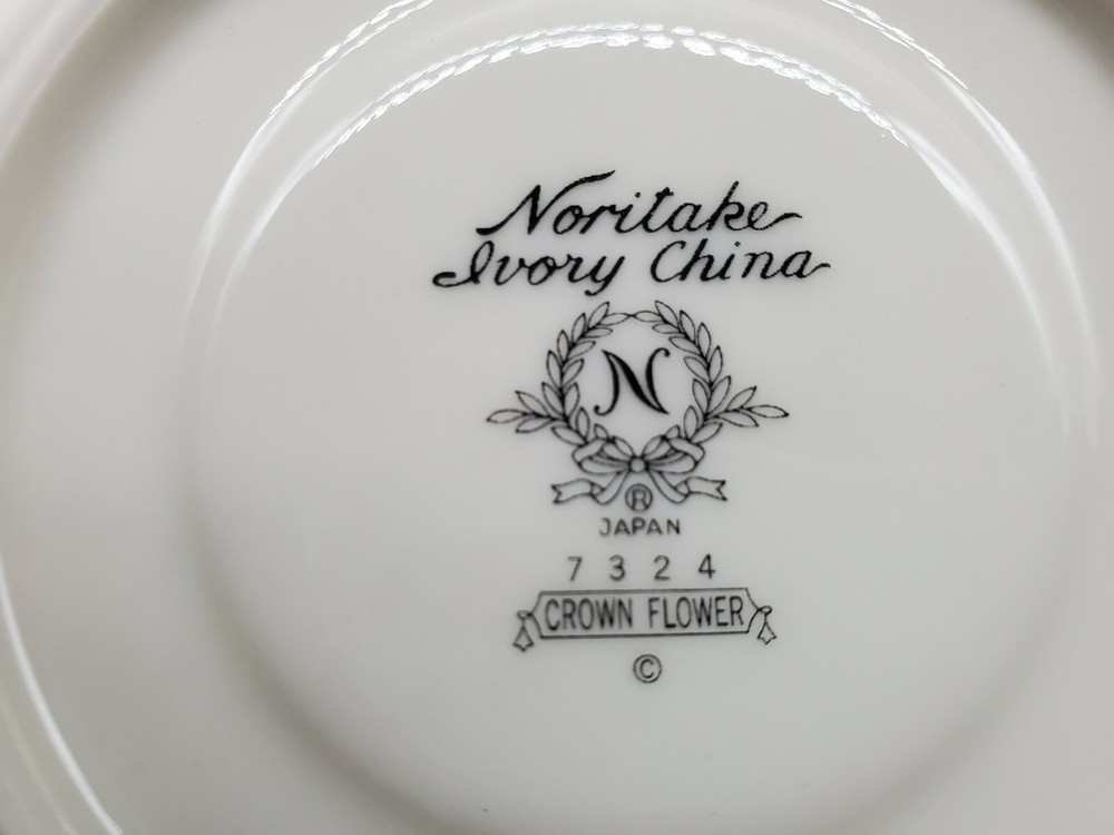 Noritake CROWN FLOWER Place Setting