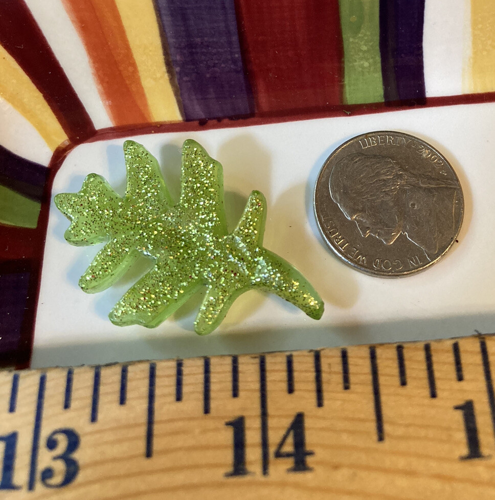 Artificial Sparkling Green Leaf 3D MAGNET Nature Fall Spring Fridge Prop FSGL
