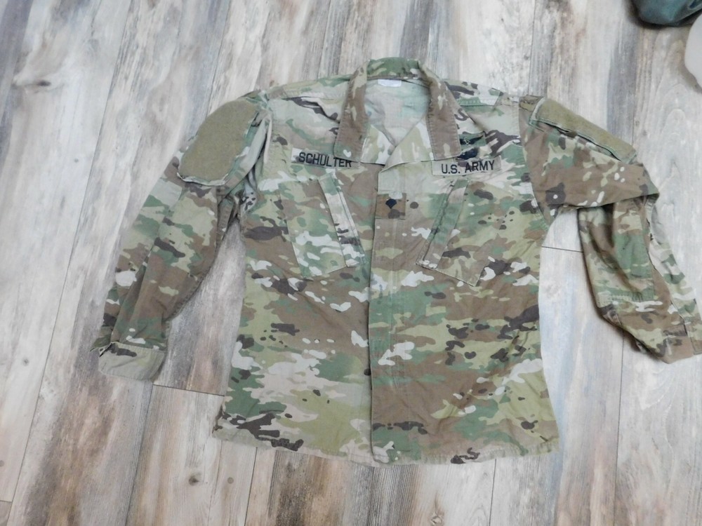 US ARMY OCP COAT SZ SMALL - SHORT