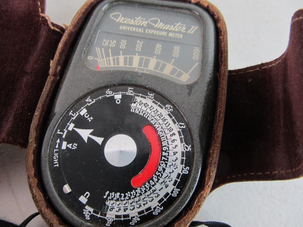 Vintage Weston Master II Universal Exposure Camera Light Meter w/Leather Case