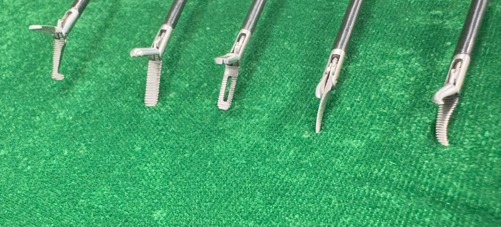 Laparoscopic Pediatric Monopolar Grasper 3mmx200mm & Cable Reusable Instruments