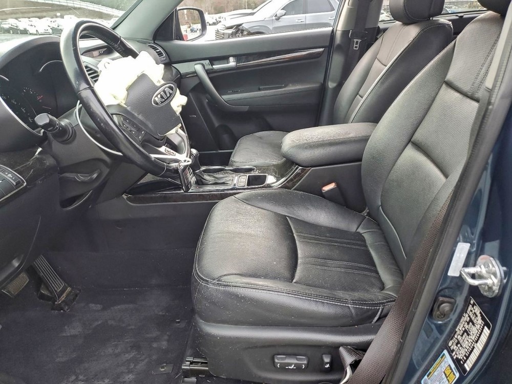 SORENTO 2014 Glove Box 4960667