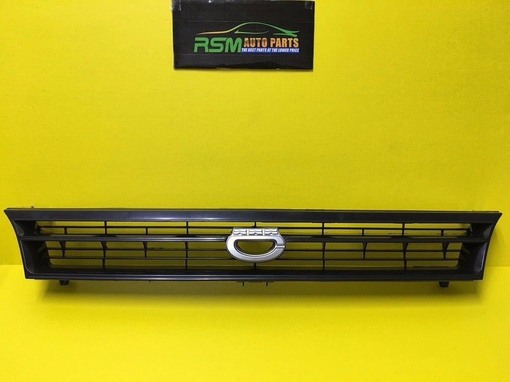Toyota Corolla 93-97 Black Grill JDM VERSION AE100 AE101