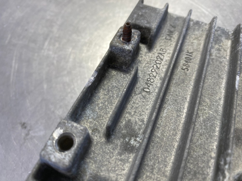 2001-2004 Chrysler 300M Computer Engine Control Unit Module P04896501ab