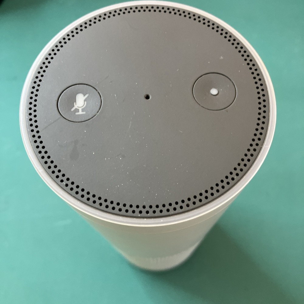 Amazon Echo 1st Generation Smart Speaker, SK705DI. White. Tested. VERY GOOD.