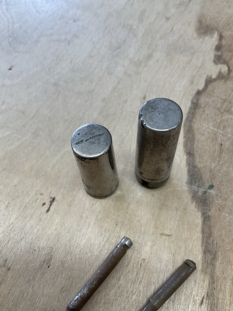 Vintage Travel Corkscrew b188