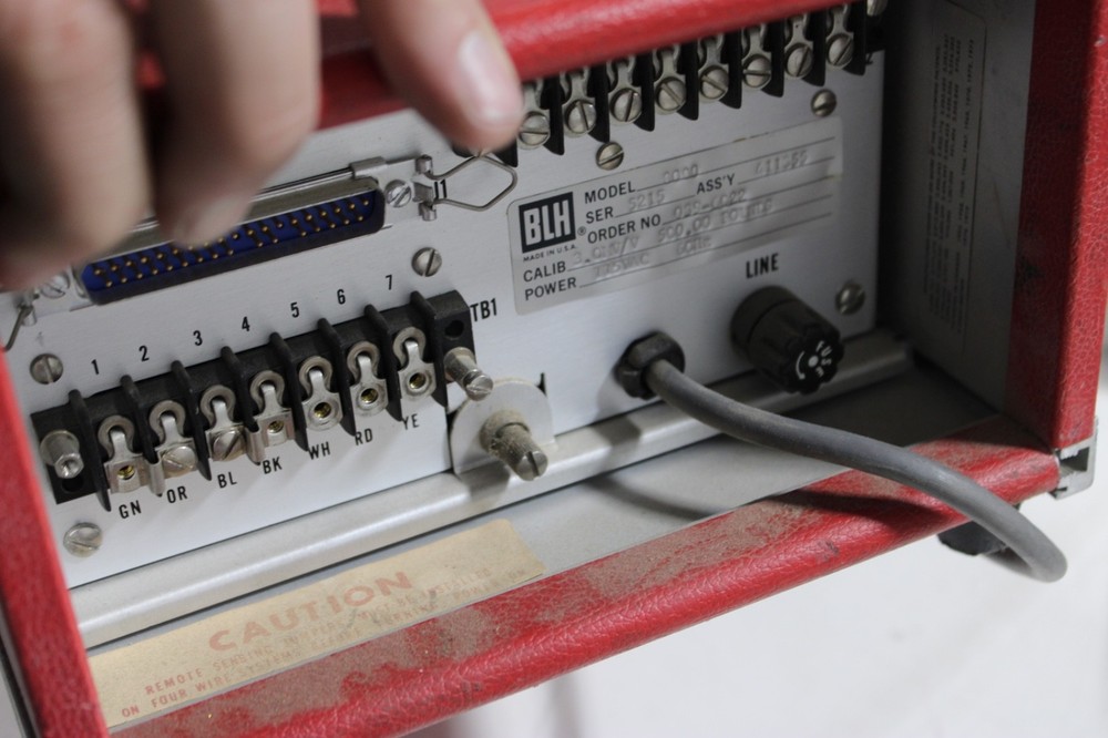 BLH DIGITAL INDICATOR 8000