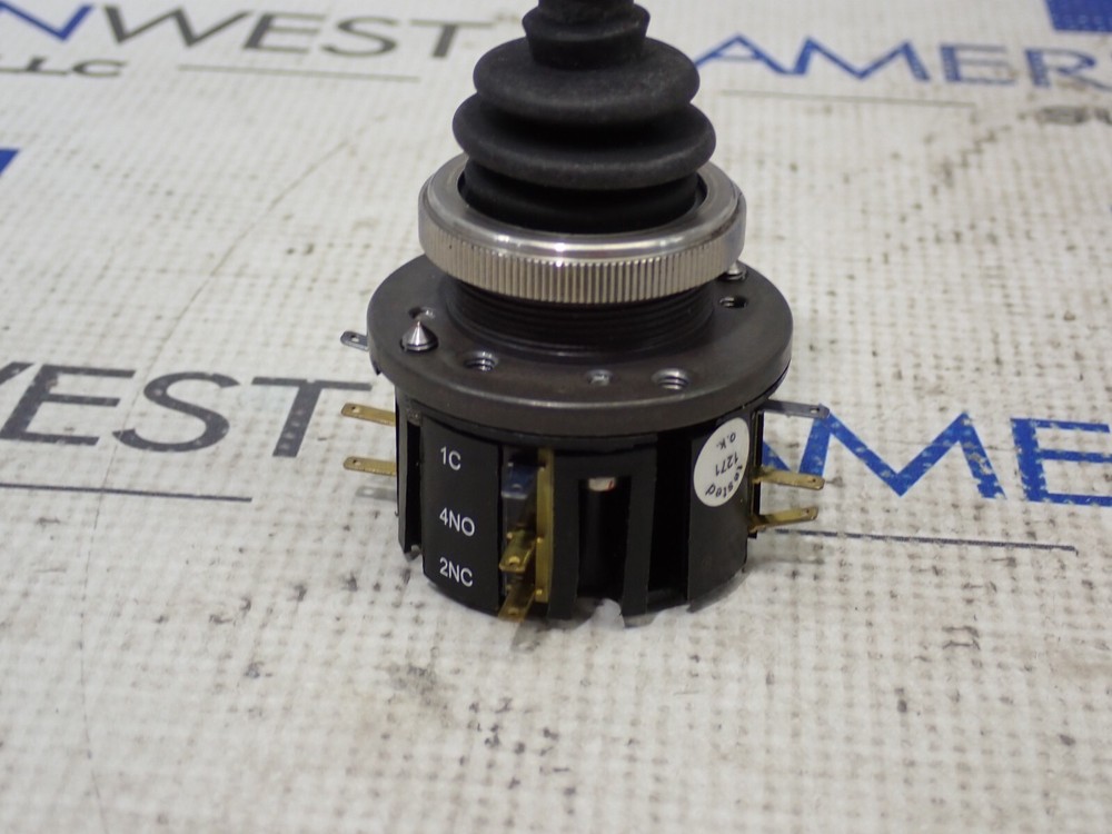 EUCHNER WKT8/4DWC1762 Joystick New