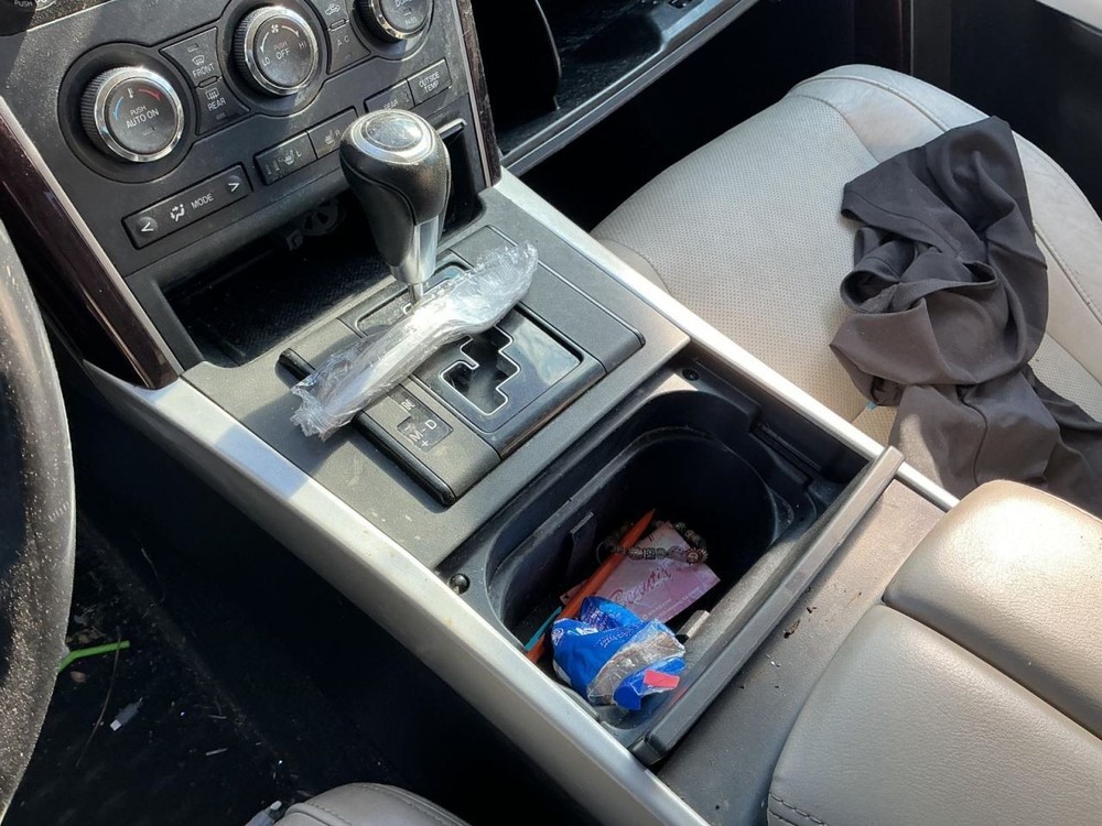 CX-9 2015 Glove Box 4996553