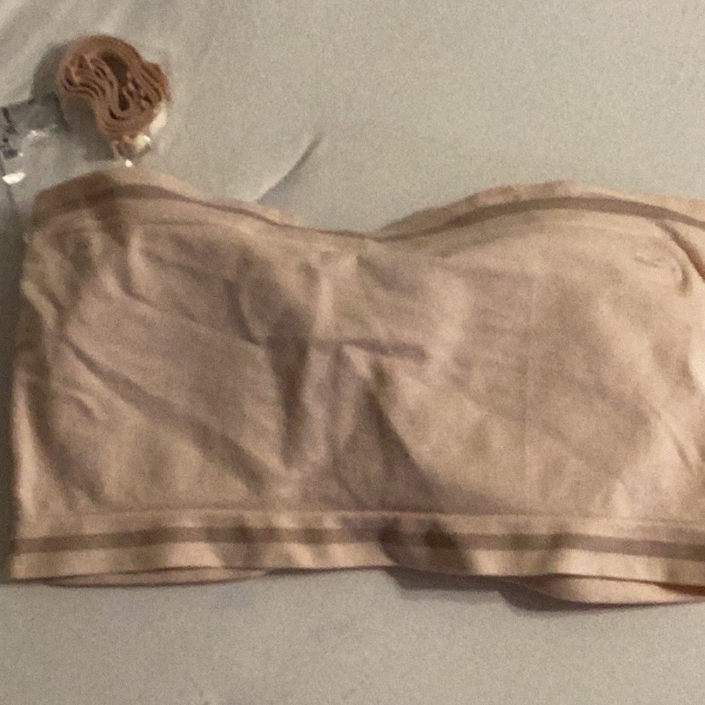 NWT Izod Size 1X Bandeau Bra