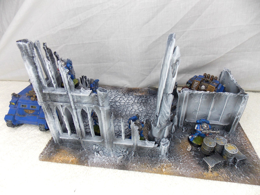 WARGAMING TERRAIN PAINTED BUILDING