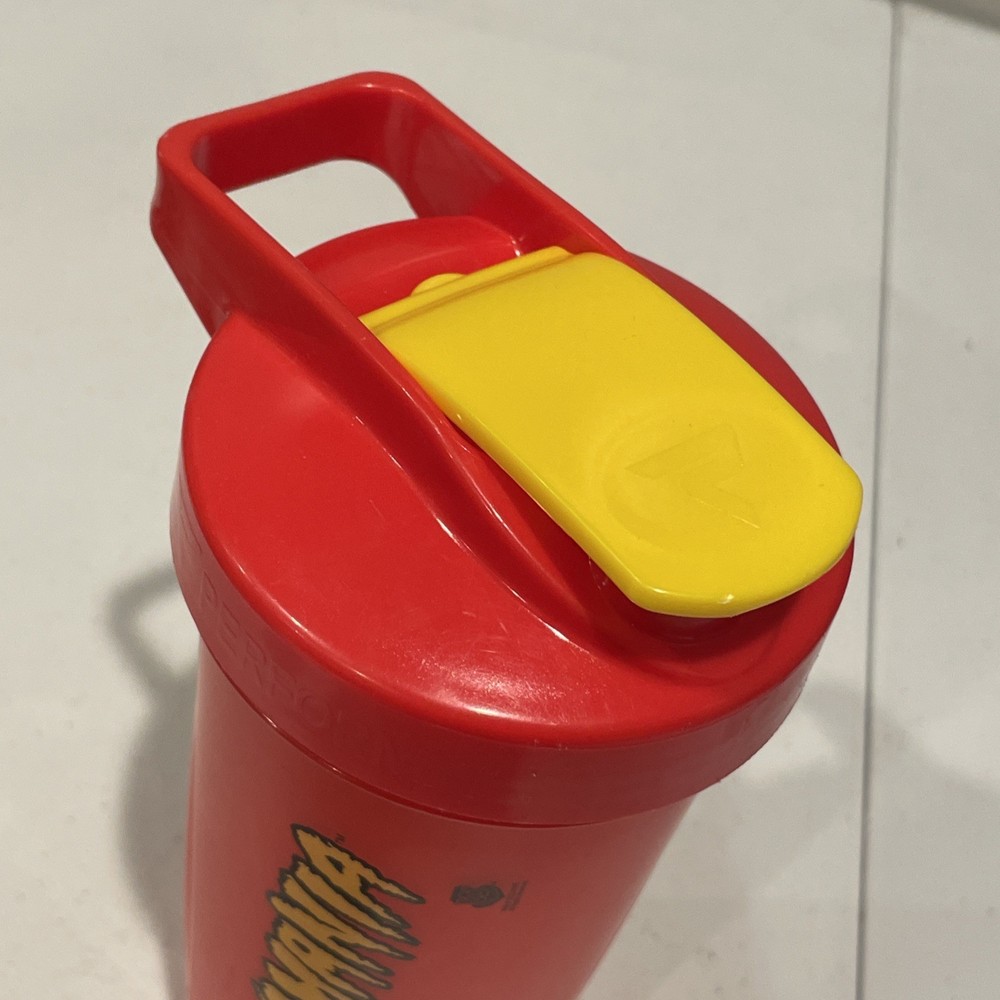 PERFORMA Hulkamania Red Shaker Bottle - 28oz.