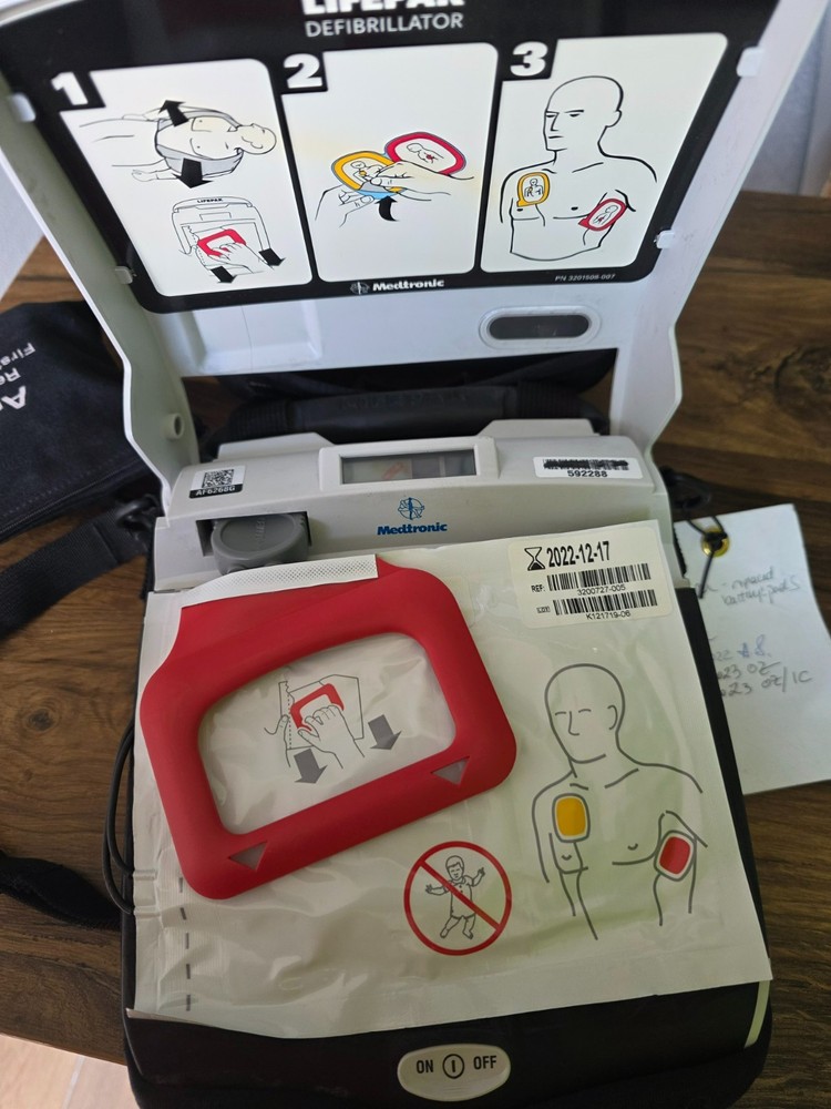 AED Lifepak Express