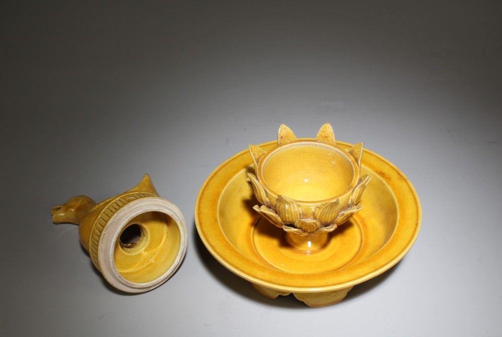 A Ceramic Incense Burner with Duck Motif