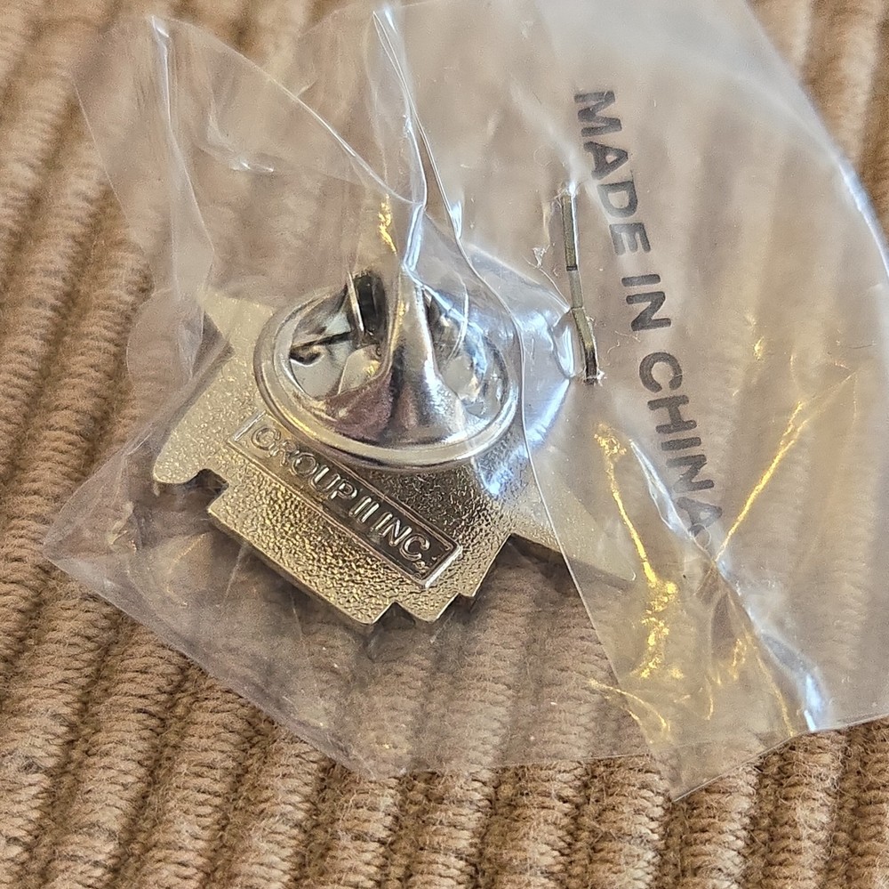 Mcdonalds congratulations graduate graduation cap pin