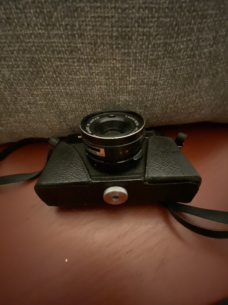 Vintage Camera Display Decoration Yashica Mg1