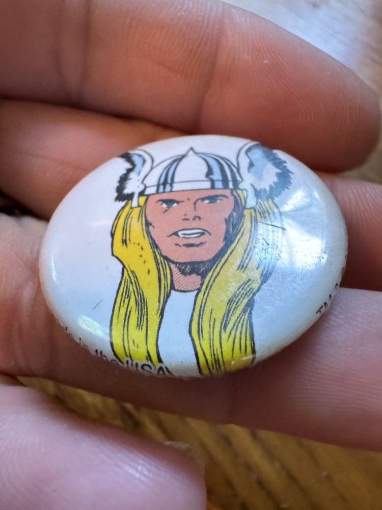 Thor Pinback Button - 2010 Marvel Comics.
