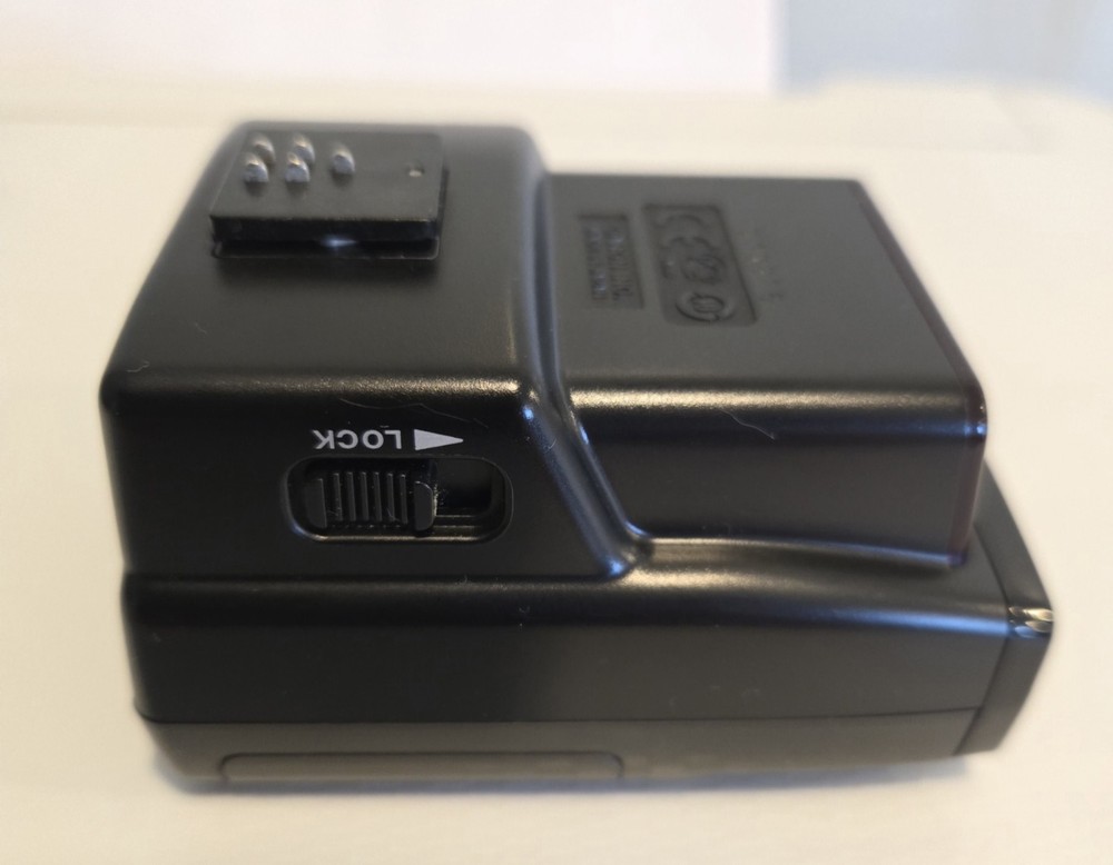 Canon ST-E2 IR Speedlite Transmitter USED