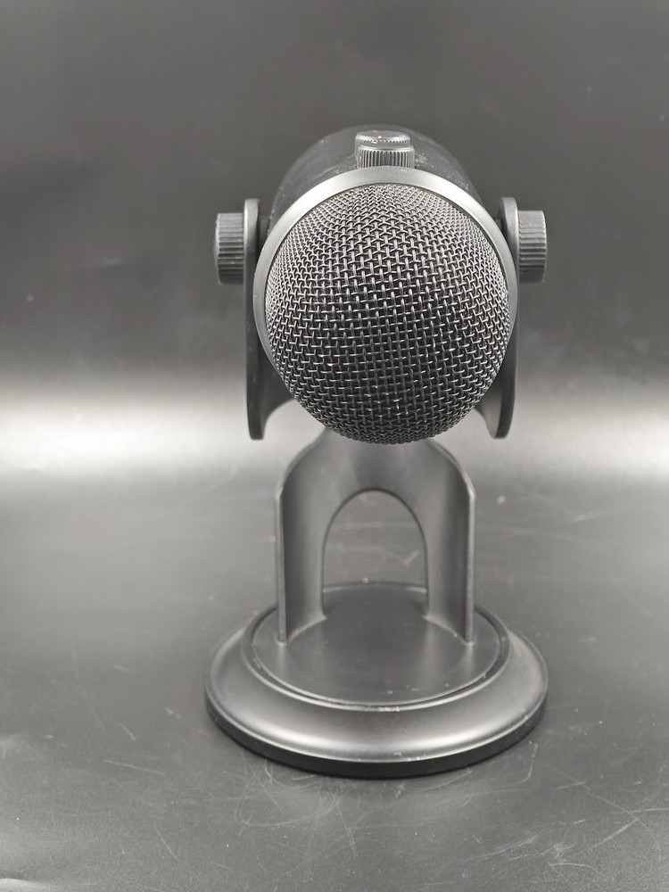 Blue Yeti USB Microphone 5.0V 500mA Black Used Working