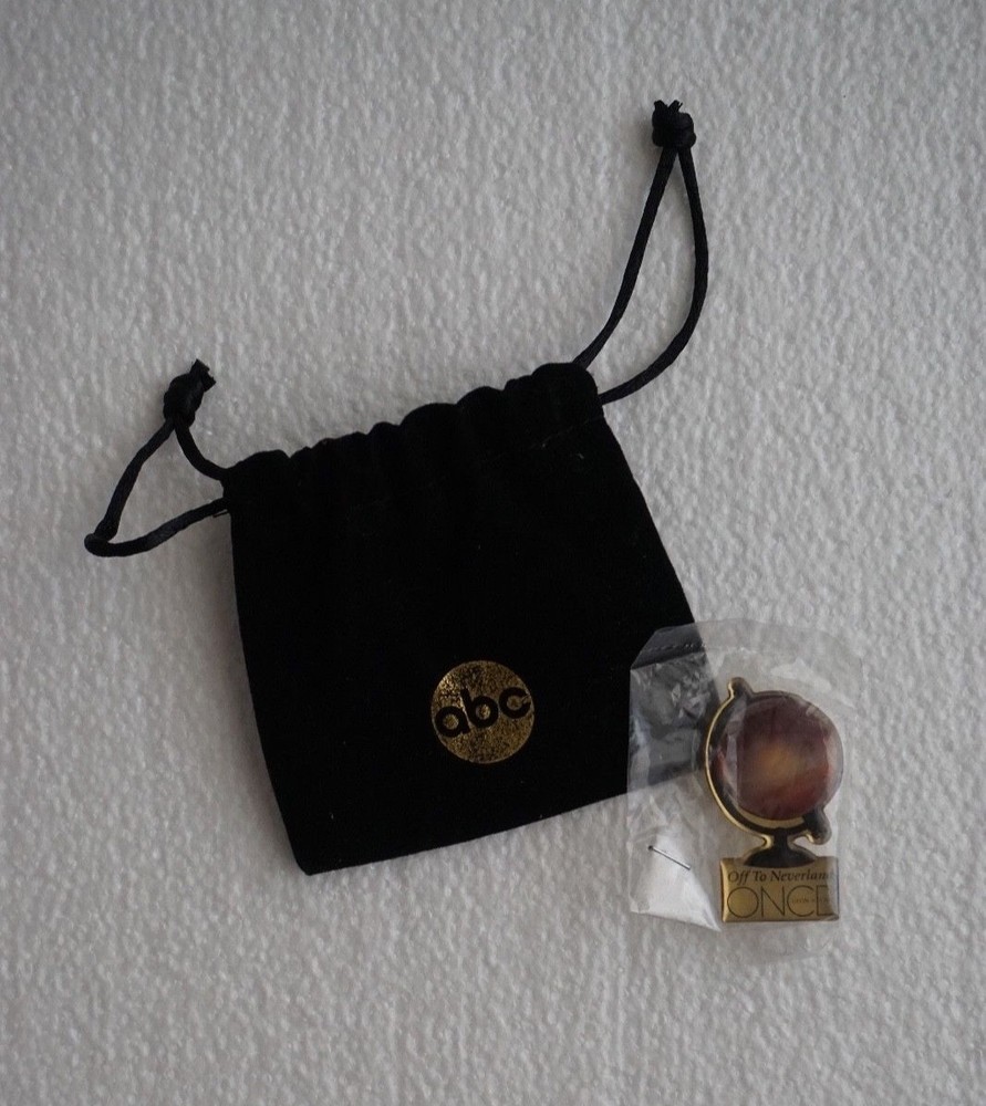 SDCC 2013 Once Upon a Time Off To Neverland Globe Pin ABC Exclusive