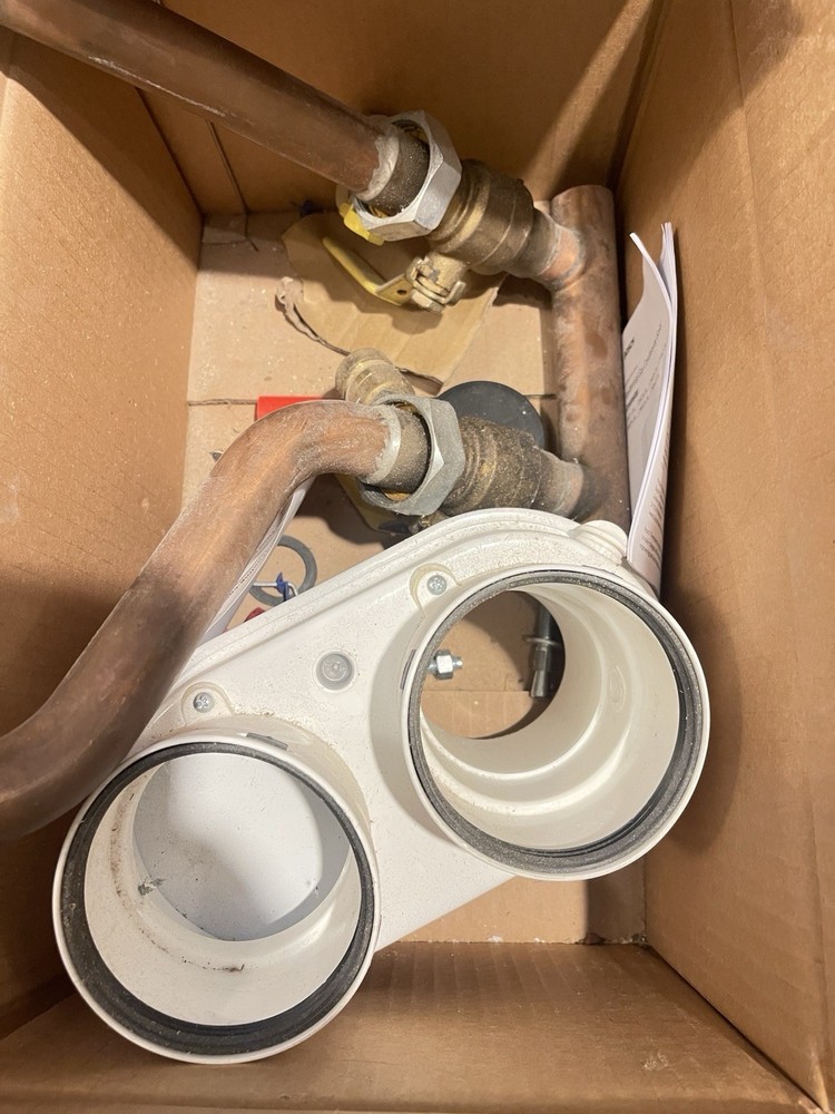 BOSCH BOILER Model ZWB 42-3 with pump .