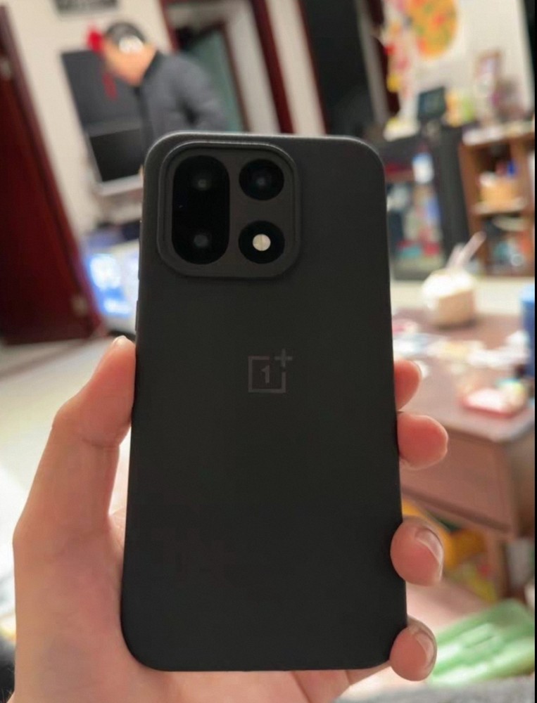 Original Oneplus 15 Sandstone Magnetic Case
